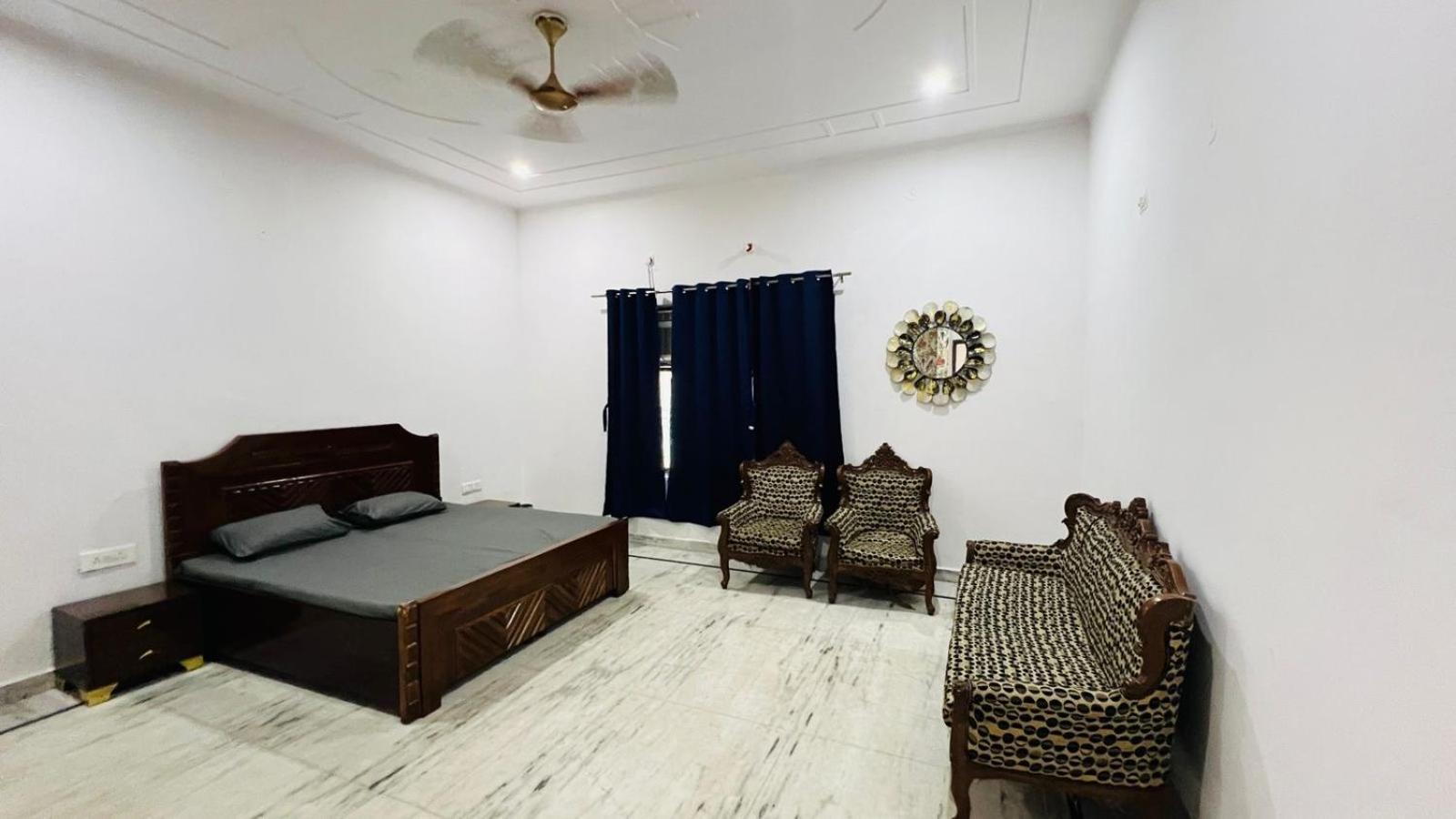 Venus Farm Villa Gurgaon Bagian luar foto